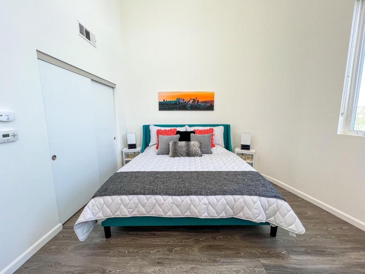 Downtown Los Angeles Skyline Balcony View Modern Penthouse Экстерьер фото